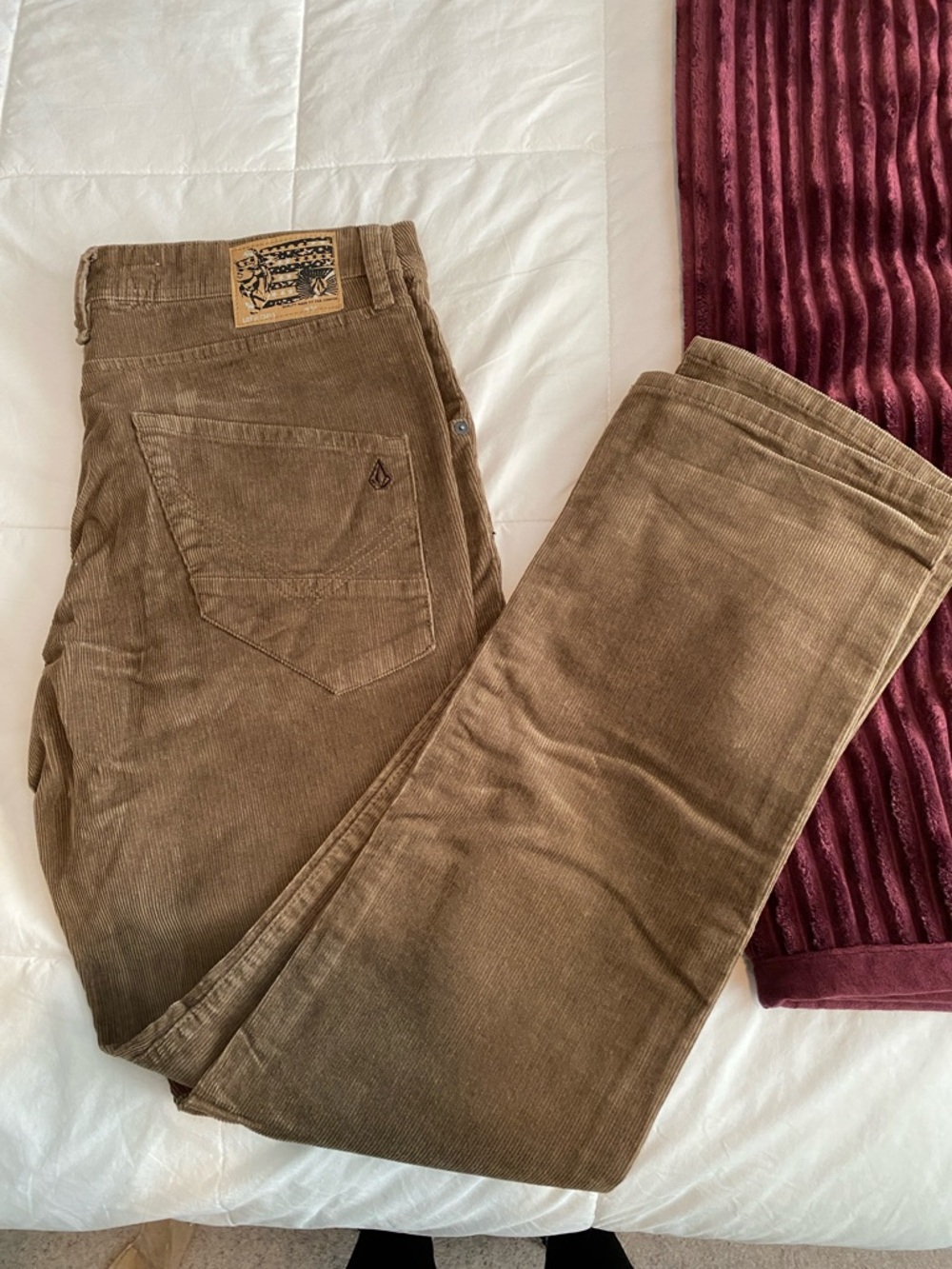 Volcom Men's Corduroy Pants in Brown